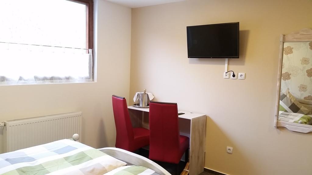 Hotel Zum Schleicher Kuckuck 외부 사진